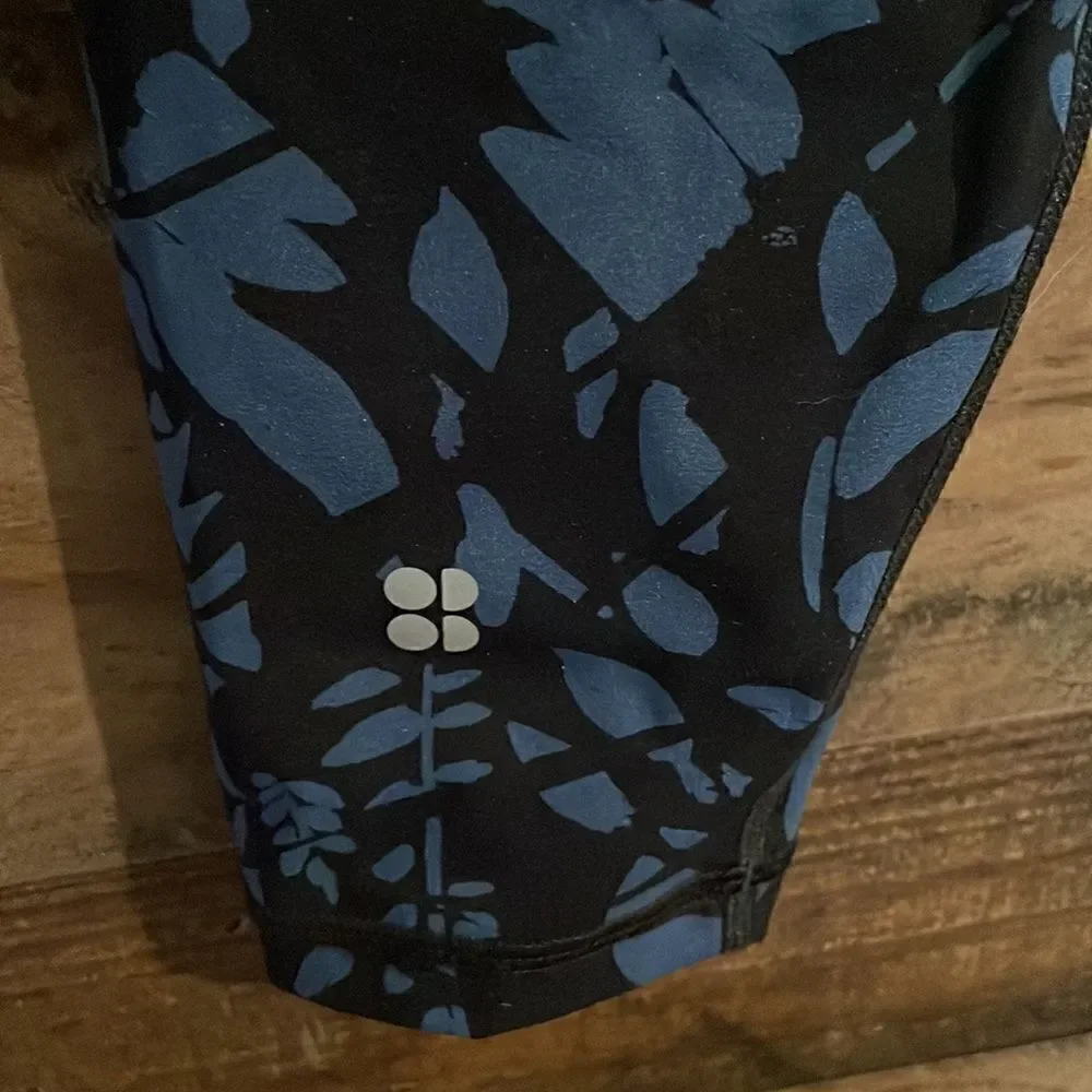 Sweaty Betty 7/8 Power Workout Leggings Black & Blue Floral